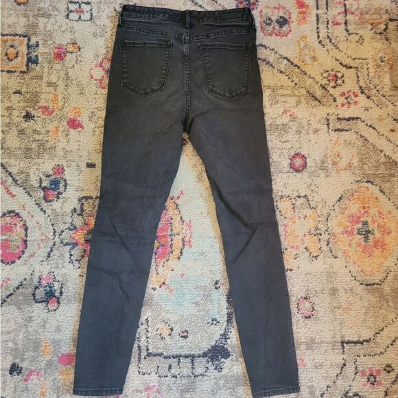 Social Standard by Sanctuary sz 8 high rise skinny 28" inseam - Picture 2 of 6